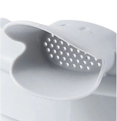Silikon-Werkzeuge Warme runde Kante Clip-on Küche Lebensmittel Trichter für Spaghetti Leaky Pan