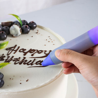 Dekorieren Sie Kuchen und Gebäck mühelos mit diesem Silikonkuchen-Stift von 14,5*2,3 cm